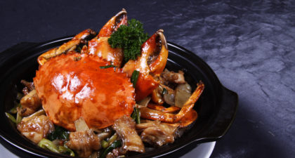 L'Arc Chinese Restaurant: Stir-fried Crab and Chicken with Ginger and Scallion